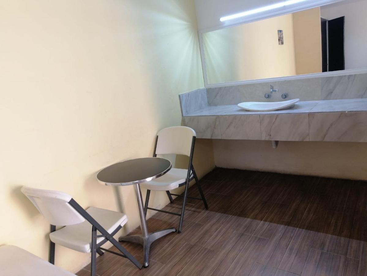 Hotel Bugambilia